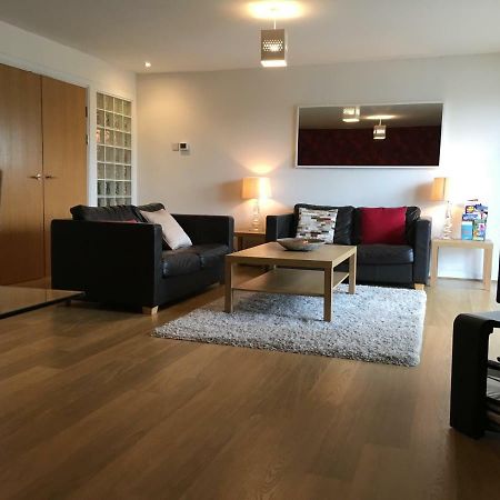 Cardiff Bay Luxury Apartment 외부 사진